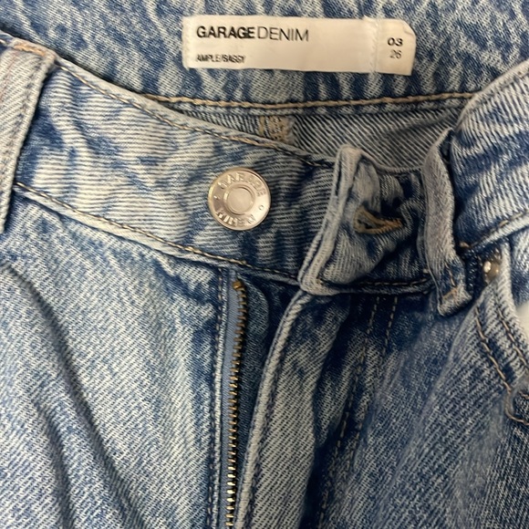 Garage Jeans - Picture 2 of 3